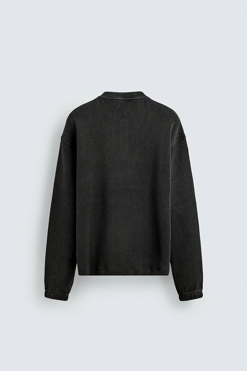 STRUCTURED HENLEY SWEATSHIRT