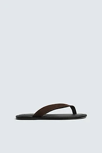 SANDALES À BRIDES EN CUIR