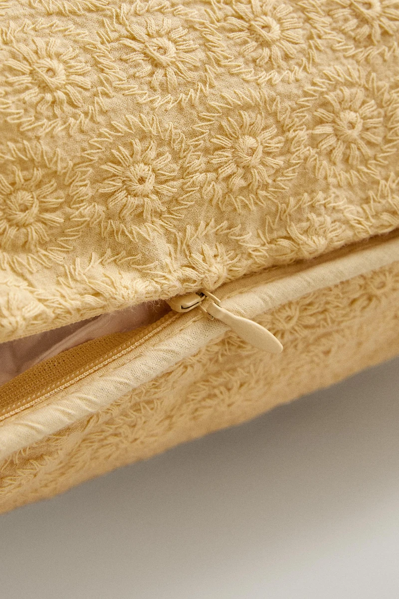 FLORAL EMBROIDERED THROW PILLOW COVER