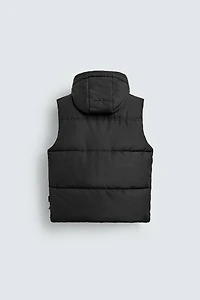 HOODED PUFFER VEST