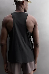 LIGHTWEIGHT RUNNING TANK TOP