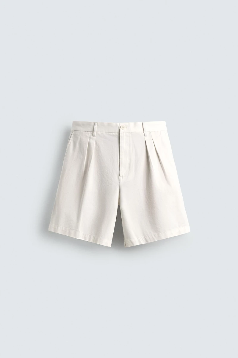 RELAXED FIT PLEATED SHORTS