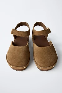 LEATHER CLOGS
