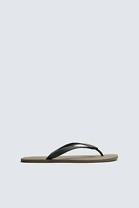 STRAPPY SANDALS