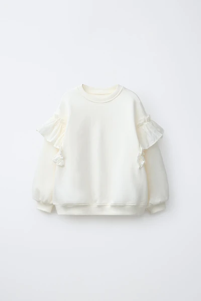 ROMANTIC RUFFLED SWEATSHIRT