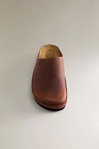 MINIMAL LEATHER MULES