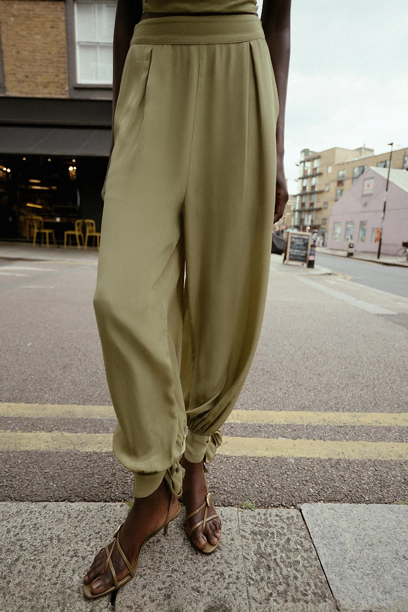 CUFFED BALLOON PANTS