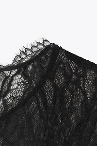 LACE TOP
