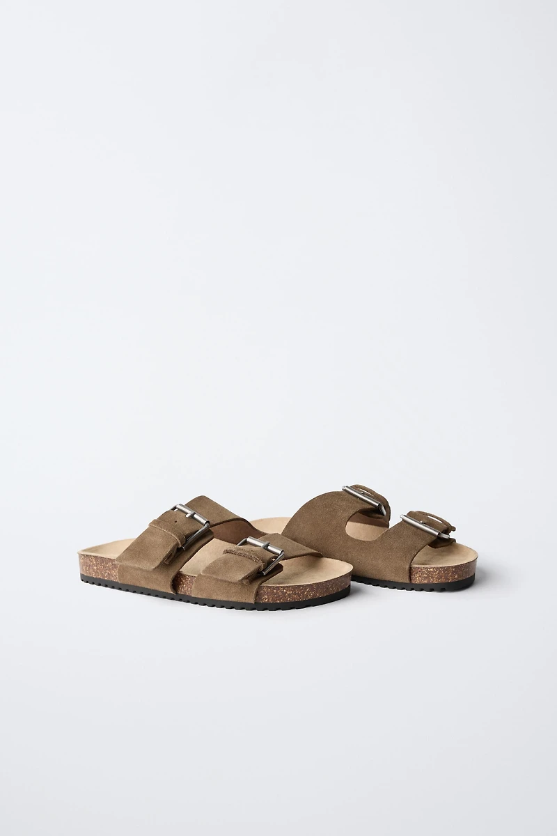 SANDALES EN CUIR