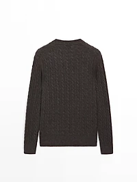 Pull en maille tressée à col rond