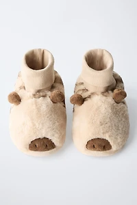 GIRAFFE SLIPPERS