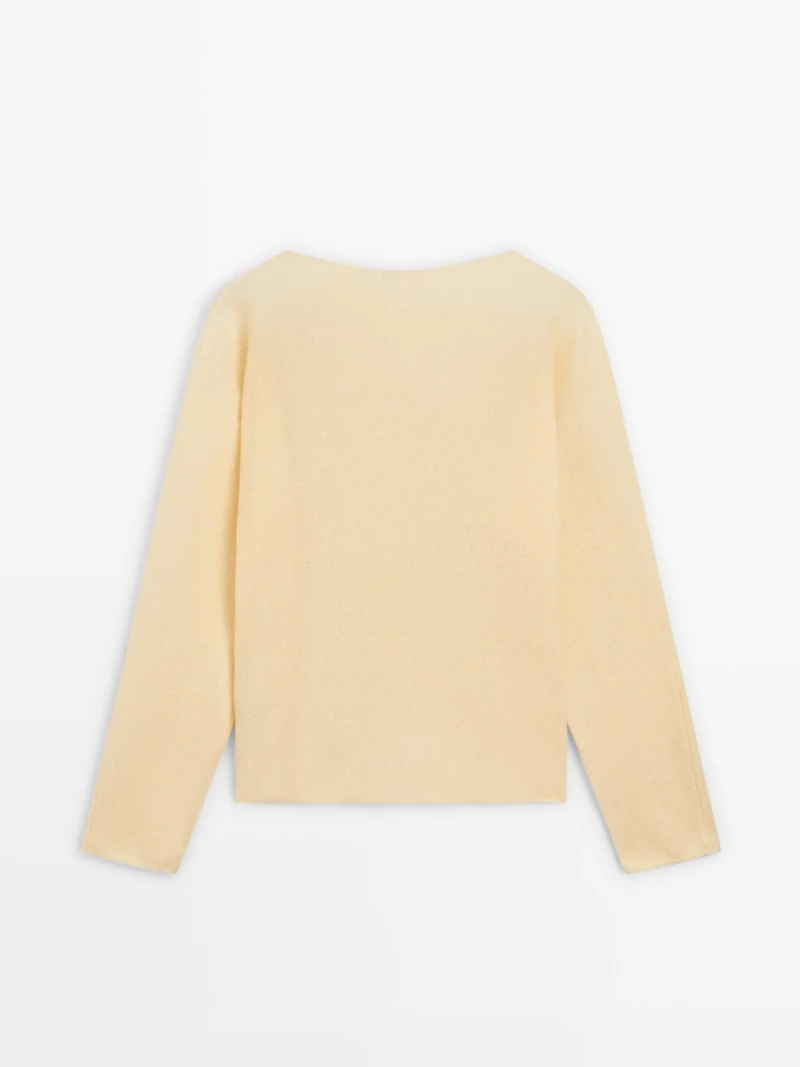 Boat neck knit sweater