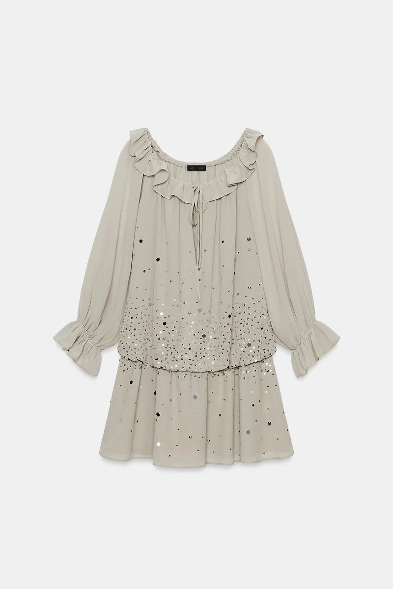 ROBE EN GEORGETTE À VOLANTS ET BRILLANTS