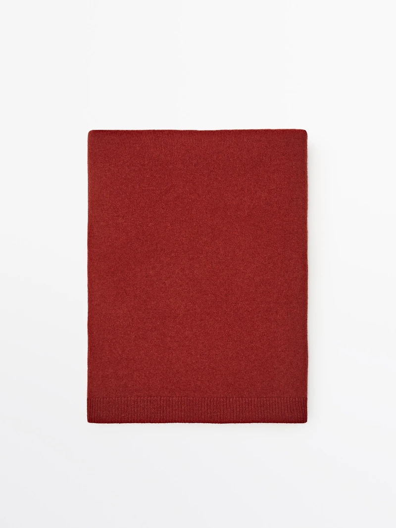 Fine wool blend scarf