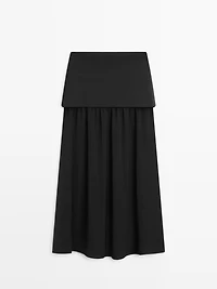 Flowing contrast midi skirt