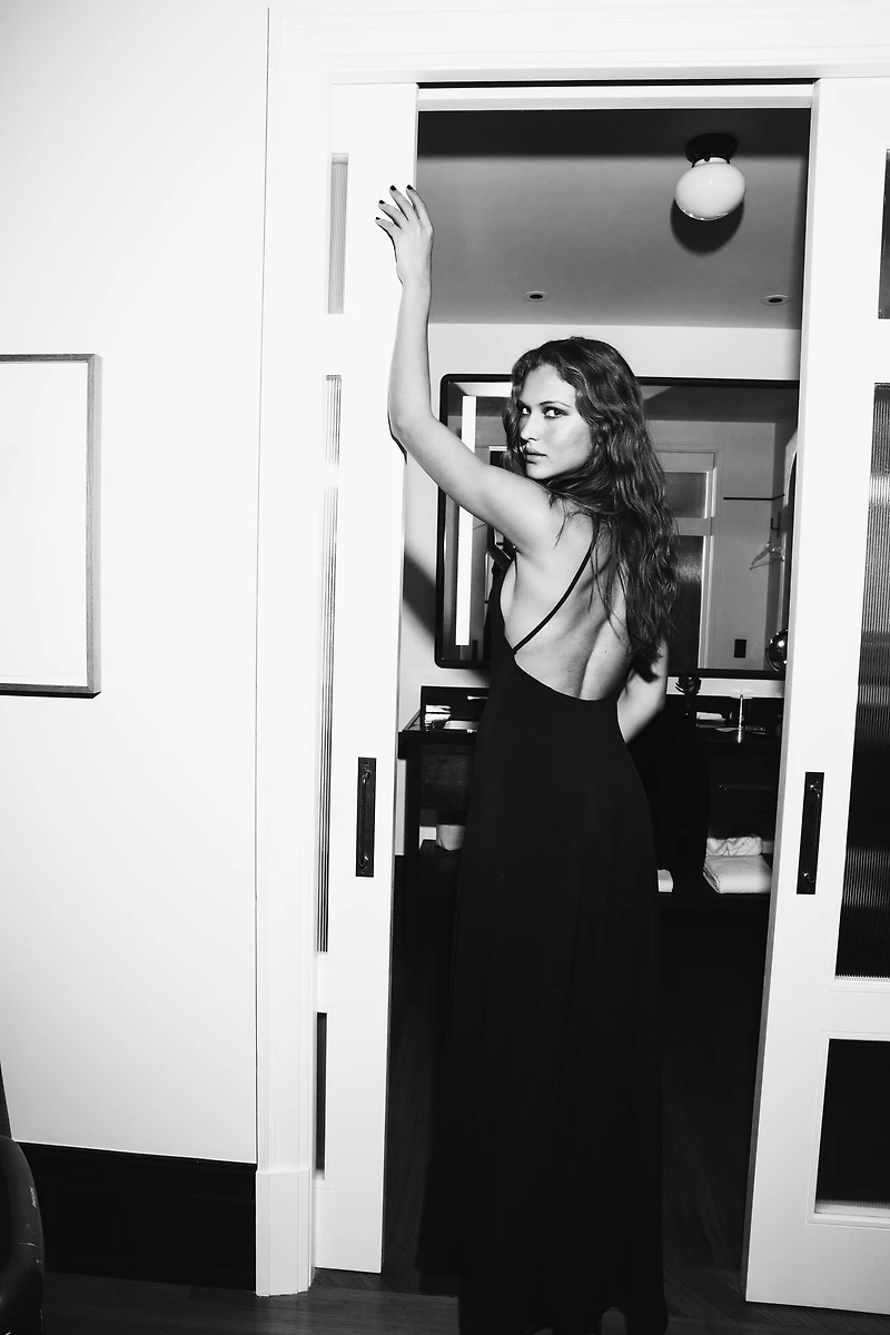 LONG OPEN-BACK DRESS