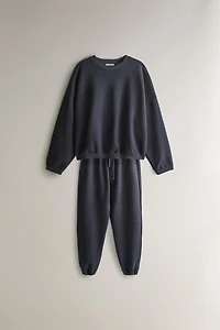 PLUSH SWEATSHIRT