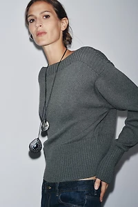 BOAT NECK KNIT SWEATER