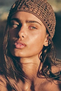 CROCHET BEANIE WITH BEADED FLOWERS