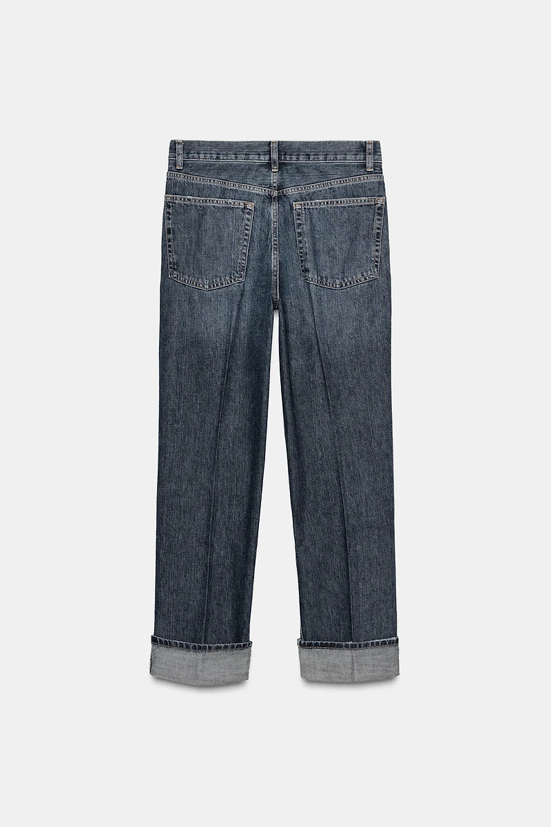 MID-RISE FOLDED STRAIGHT LEG JEANS