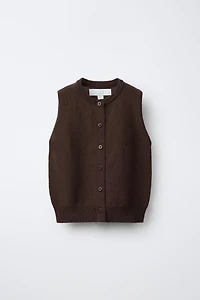 KNIT BUTTON-UP VEST