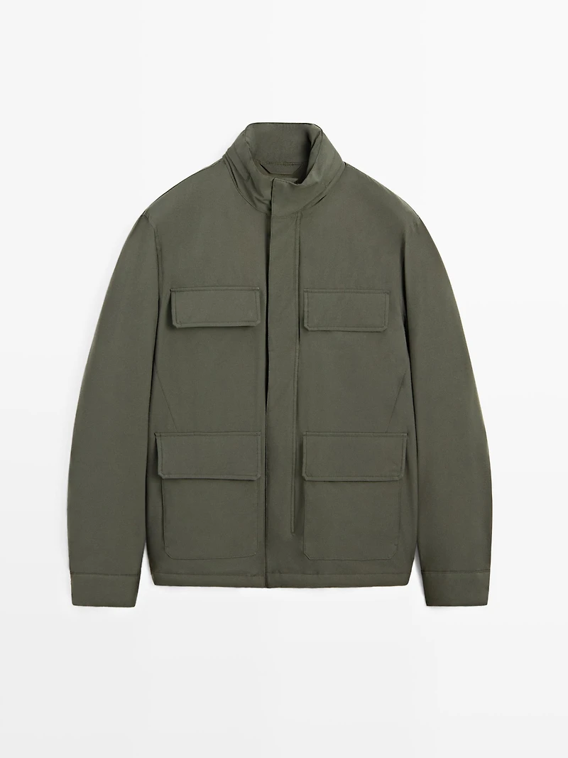 Water-repellent puffer jacket with pockets