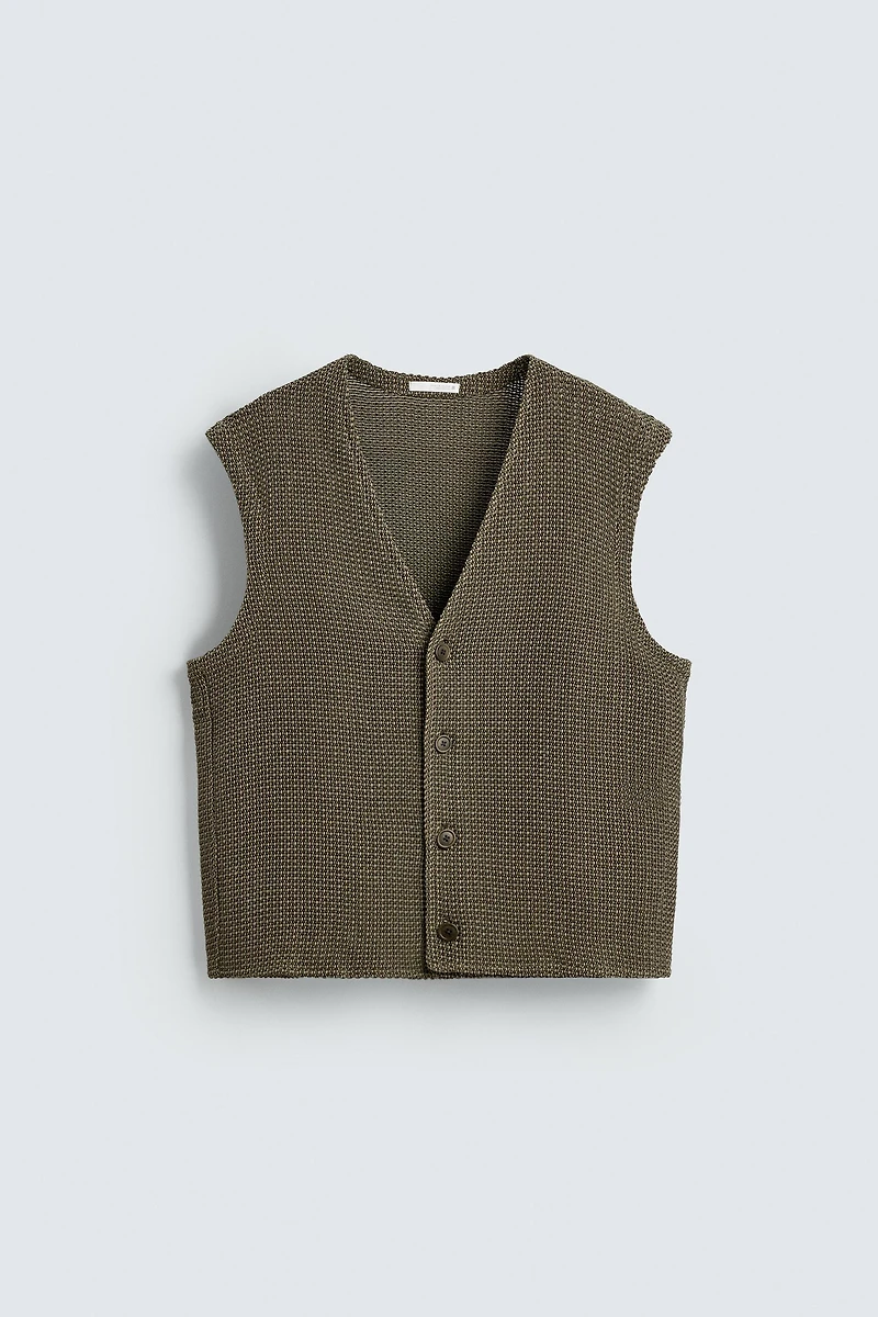 RELAXED FIT TEXTURED VEST