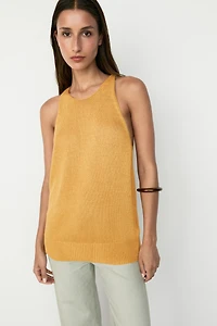 Sleeveless knit halter top
