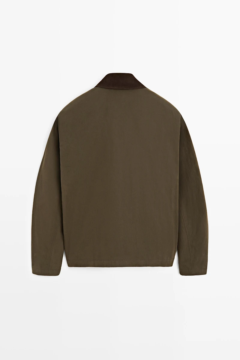 Jacket with leather collar detail