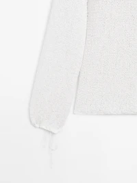 Balloon sleeve sweater with bows