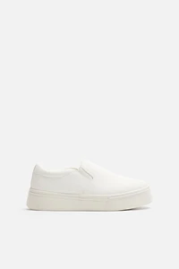 LACELESS SNEAKERS