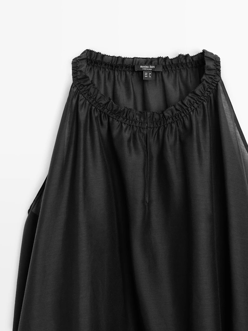 Cotton blend top with gathered neckline