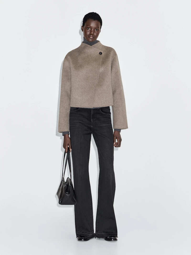 Manteau court finition brossée
