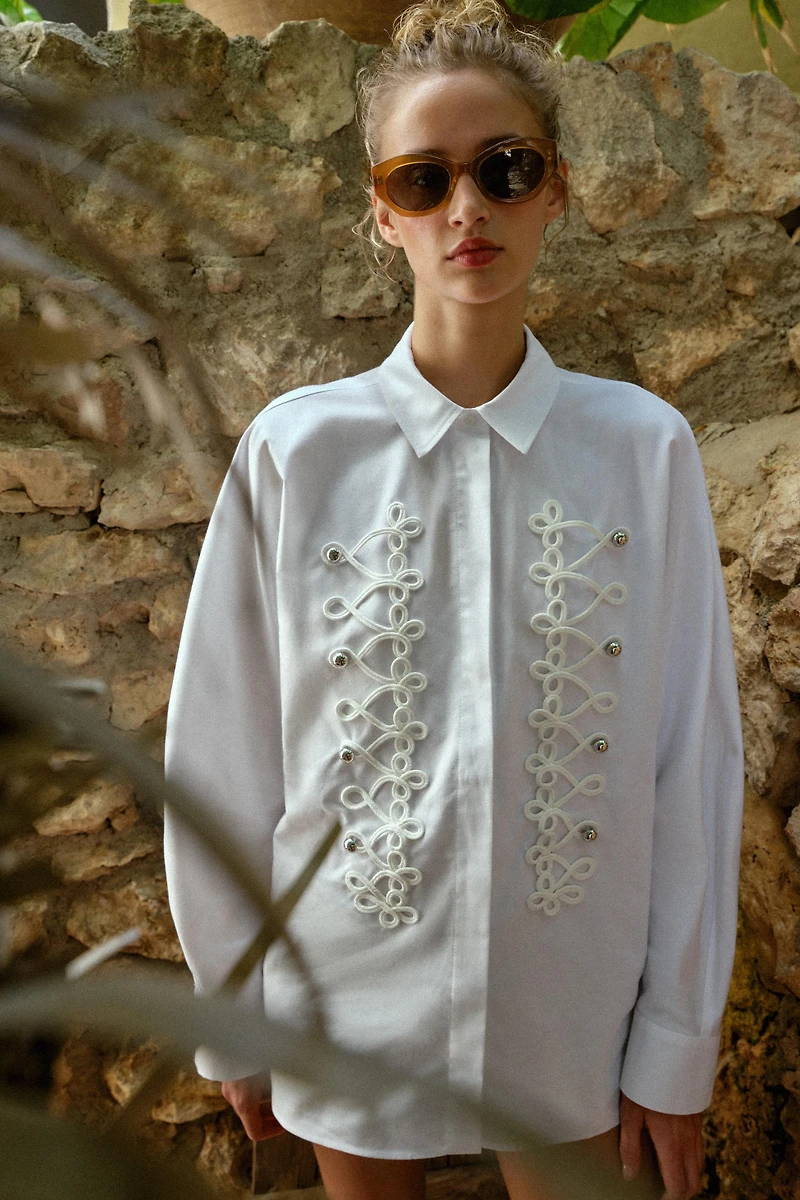 POPLIN SHIRT WITH FROG CLASPS