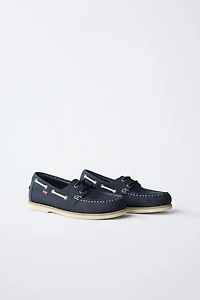 LEATHER BOAT SHOES