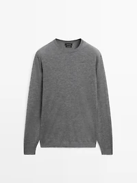 Knit 100% cashmere crew neck sweater