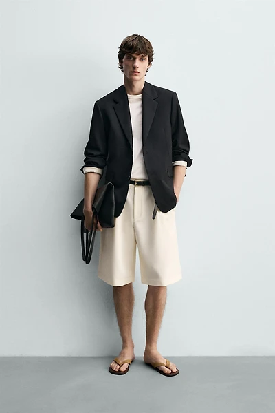 FLOWY PLEATED SHORTS