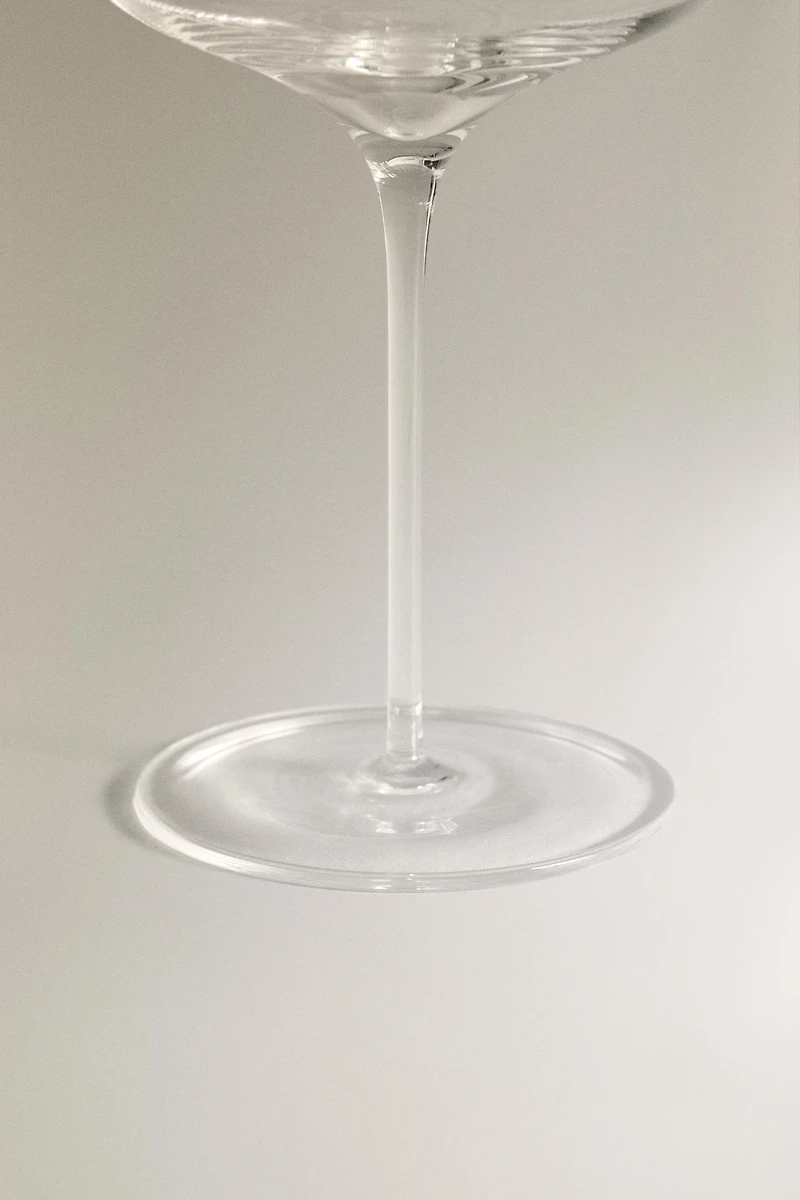 EXTRA LIGHTWEIGHT SPARKLING WINE FLUTE