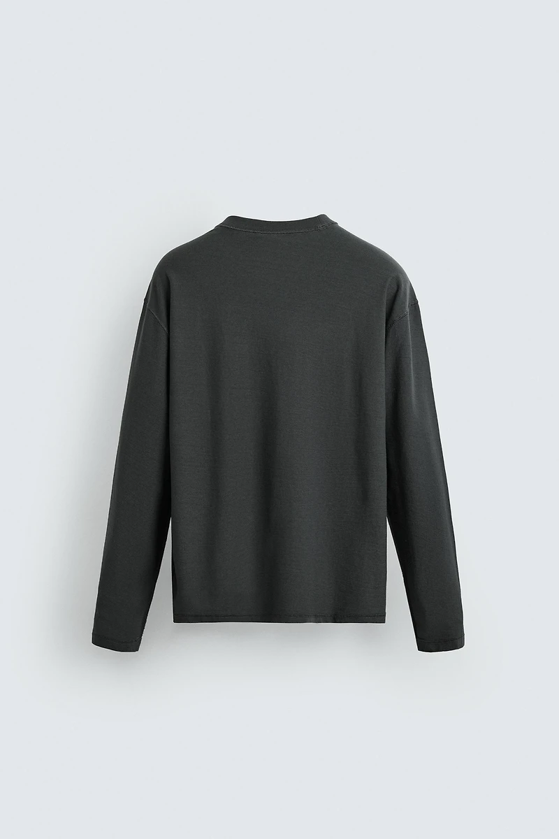 T-SHIRT EFFET ENVERS