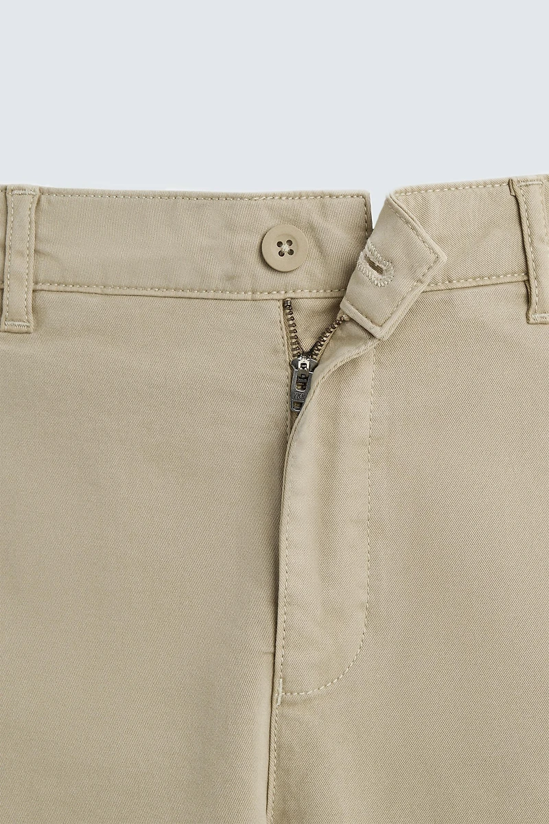 PANTALON CHINO SKINNY