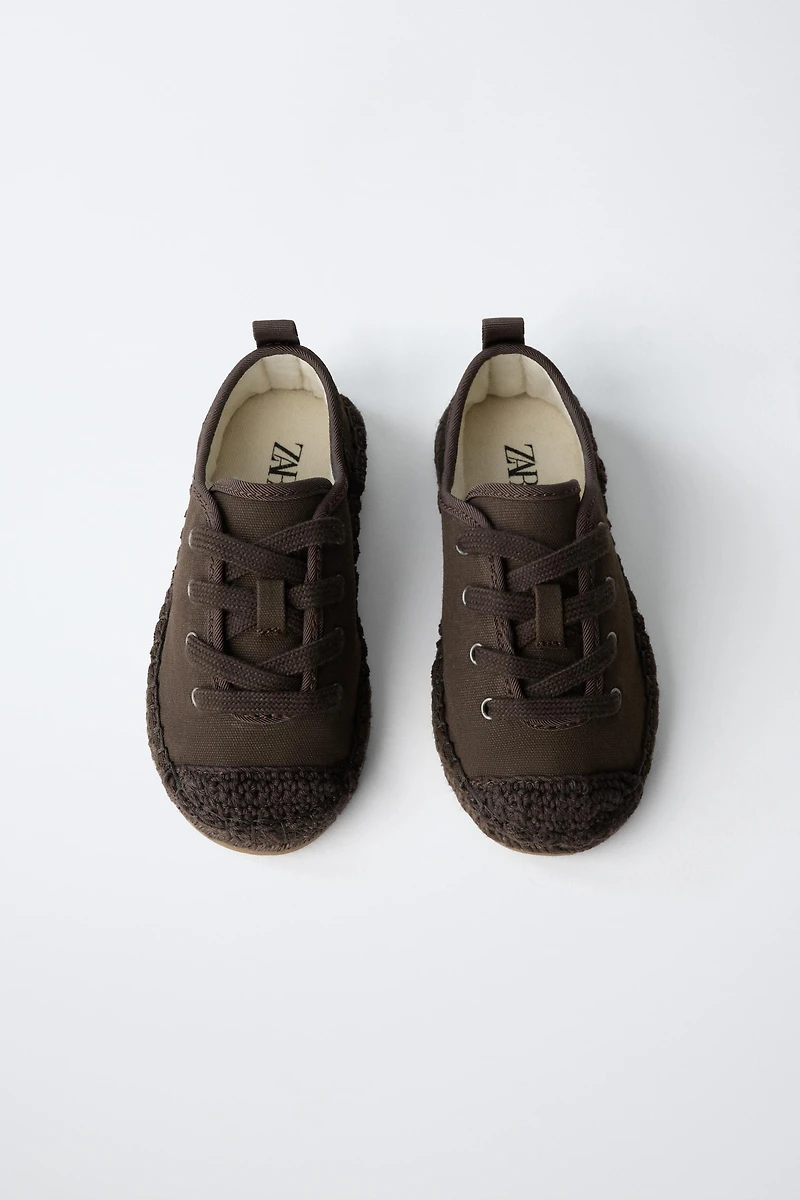 ESPADRILLES À LACETS
