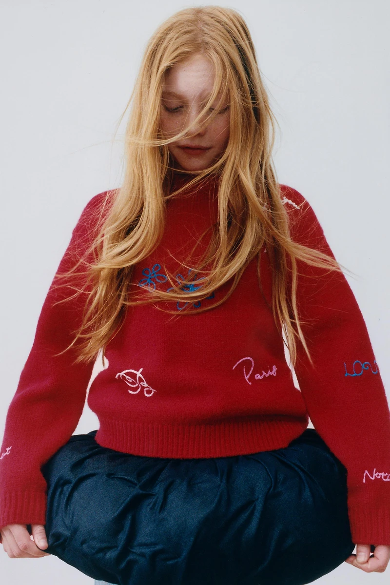 EMBROIDERED KNIT JUMPER