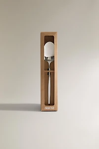 SET OF SPOONS WITH THIN HANDLE (SET OF 4)