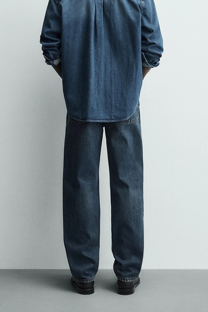 STRAIGHT FIT JEANS