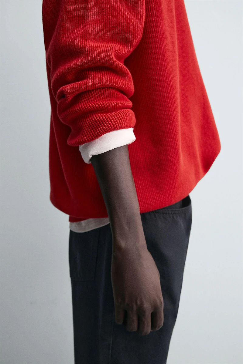 TEXTURED COTTON SWEATER