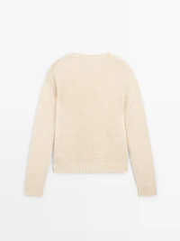 100% wool V-neck knit sweater