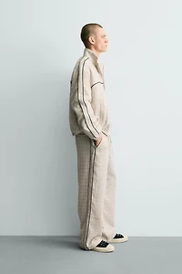 BLOUSON COUPE CARRÉE STRUCTURÉ LISERÉS CONTRASTANTS