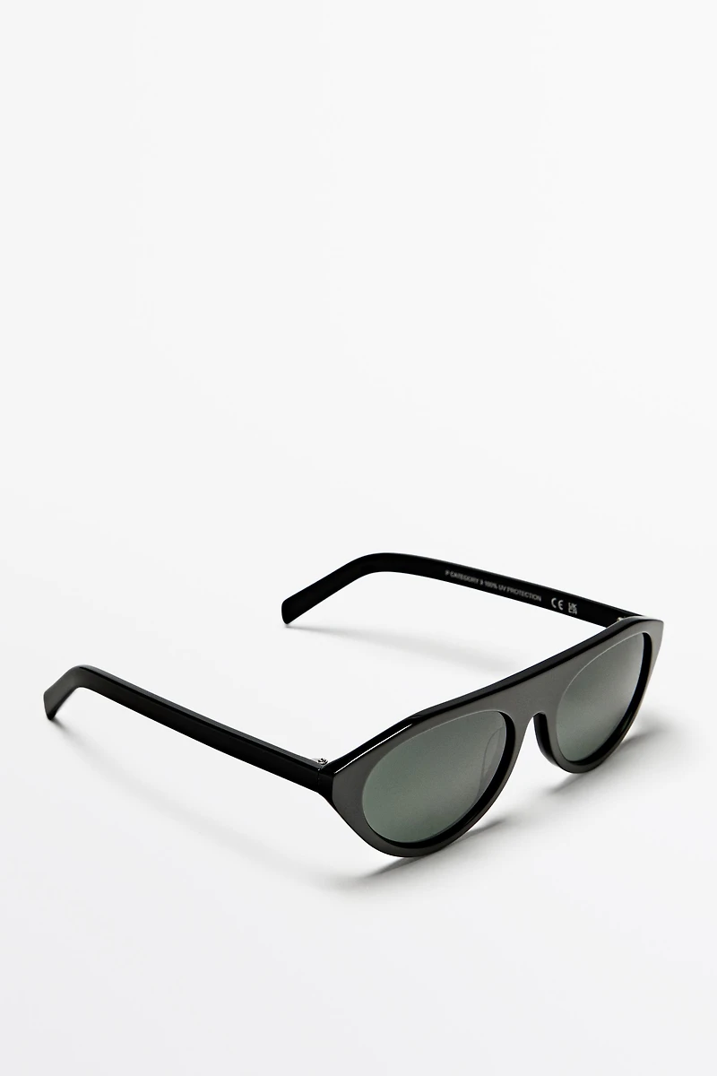 Oval sunglasses
