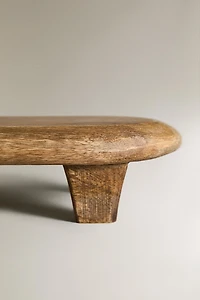 PLANCHE EN BOIS À PIEDS