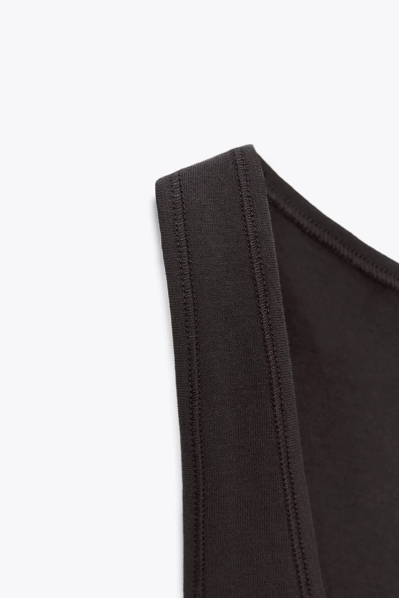 SQUARE NECK TOP